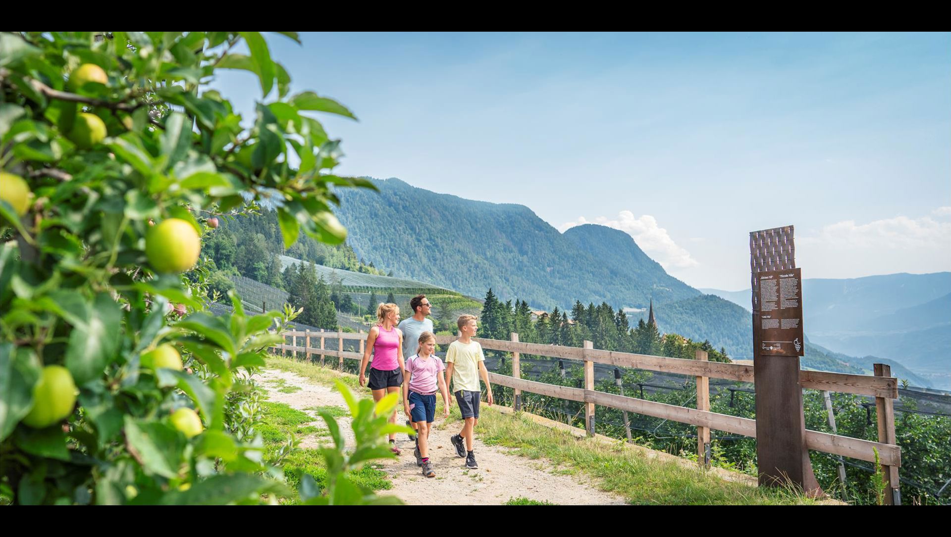 A family on a vacation in Scena/Schenna