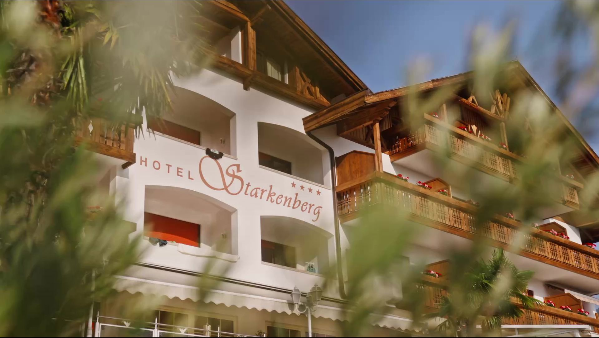 website-quer-frame-0